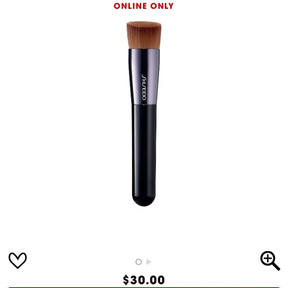 Shiseido Foundation Brush - Black Handle with Brown Bristles